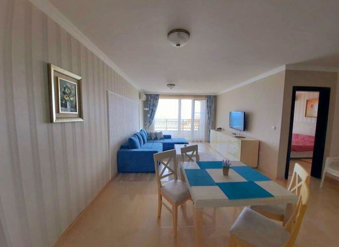 Two-room apartment with sea and pool views in the Penelope Palace complex, Pomorie, Bulgaria