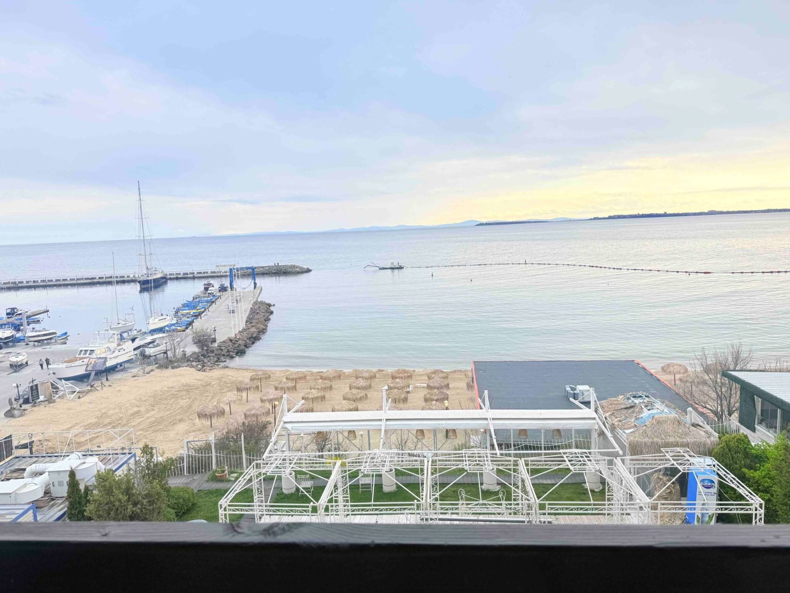 3-room apartment with a view of the harbor in Sveti Vlas for long-term rent from 1 year Sveti Vlas Bulgaria
