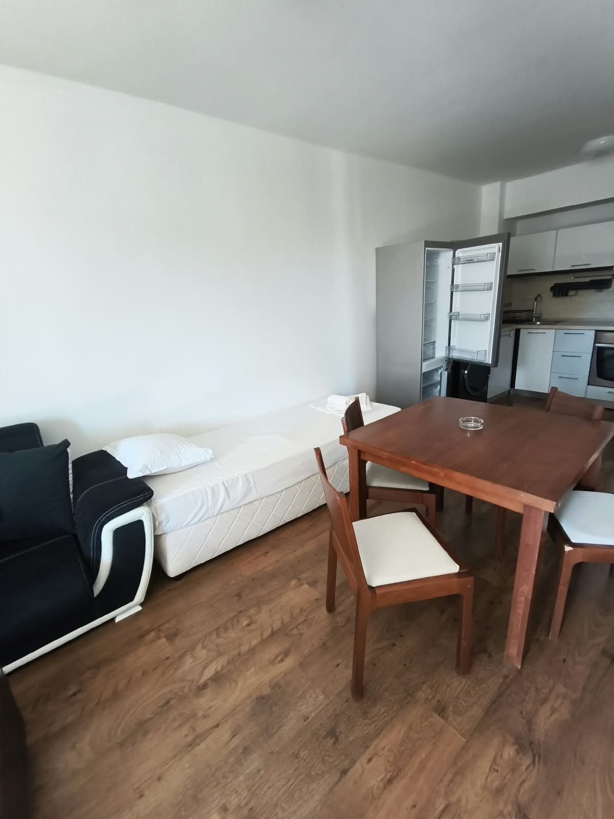 3-room apartment for long-term rent starting from 1 year in the Cantilena complex at Sunny Beach Bulgaria