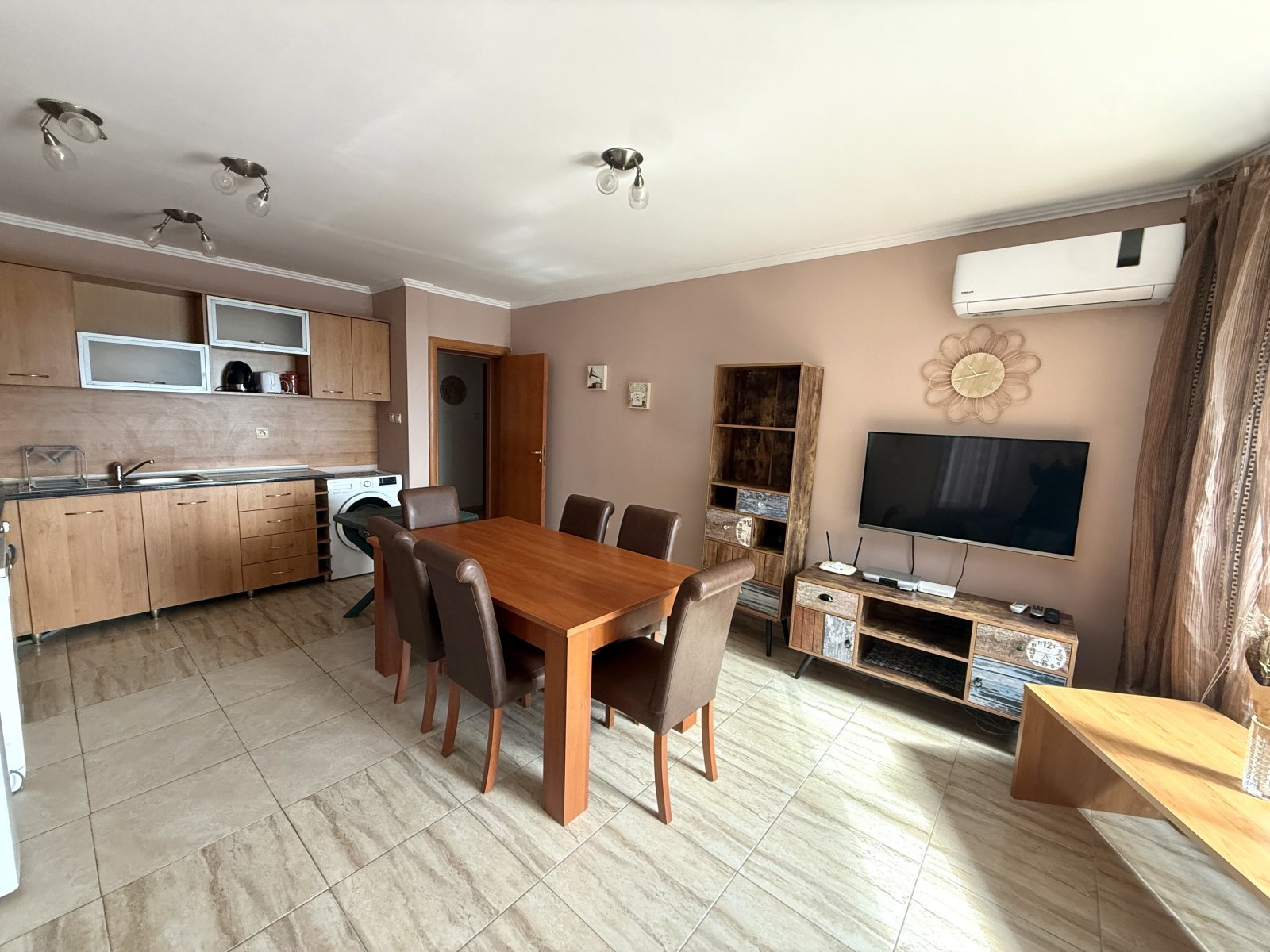 Three-room apartment with sea view in the Vodenitsa complex, Sveti Vlas, Bulgaria