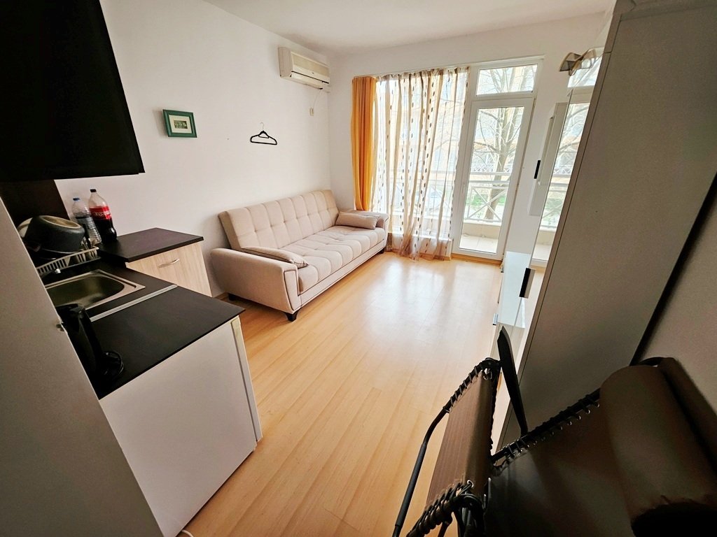 Studio in the Sunny Day 6 residential complex in Tynkovo, near Sunny Beach, Bulgaria.