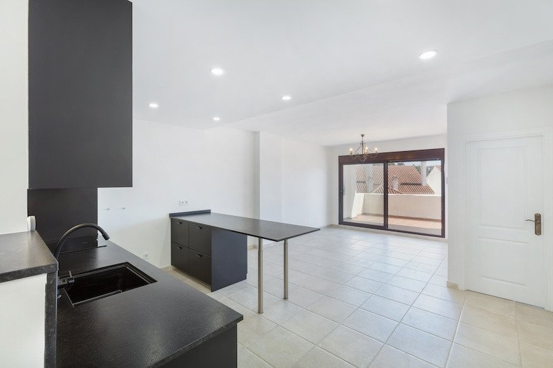Modernes Apartment mit touristischer Lizenz in der Nähe von Puerto Banús, Marbella, Spanien