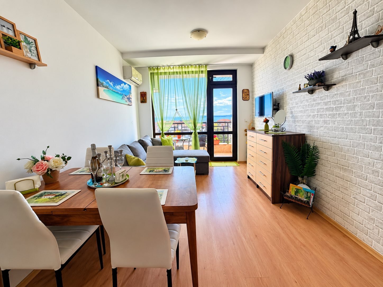 Bright 2-room apartment in the Raduga 2 complex Sveti Vlas Bulgaria
