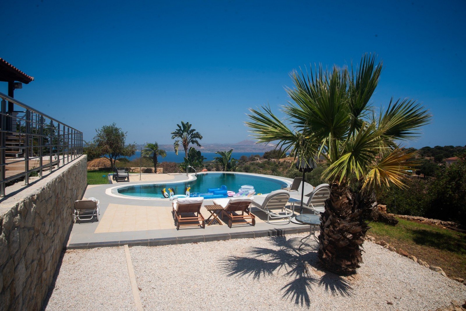 Sea-view apartment with mezzanine and shared pool, Kambia, Apokoronas, Chania