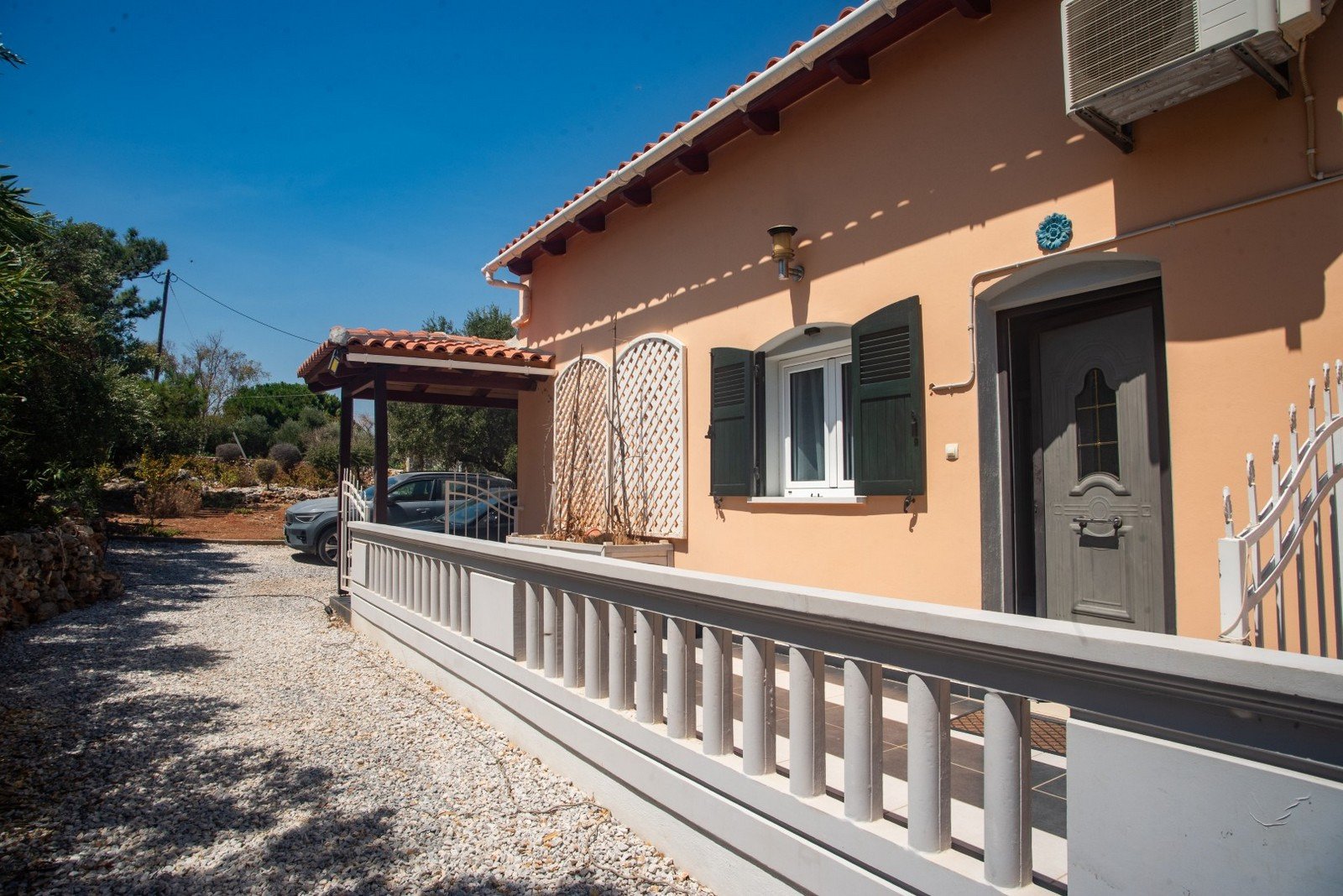 Sea-view apartment with mezzanine and shared pool, Kambia, Apokoronas, Chania