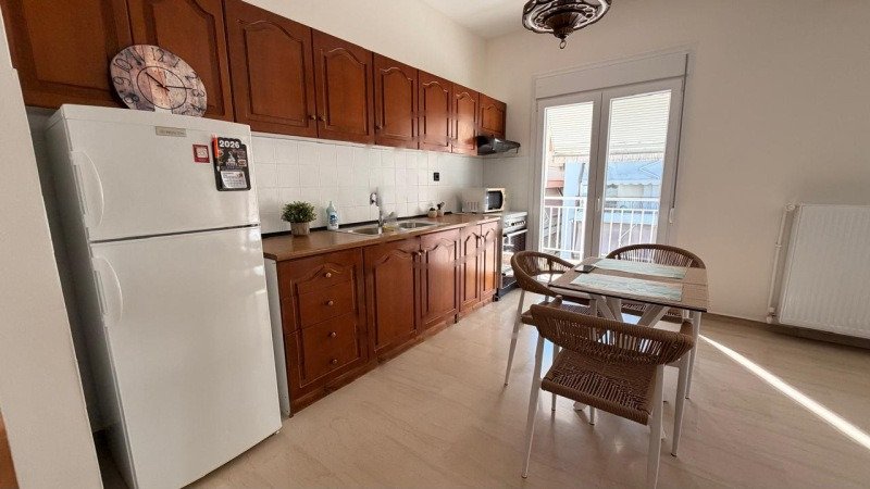 Furnished 2-bedroom apartment, 79 m², 300 m from the sea, Kalamaria, Thessaloniki