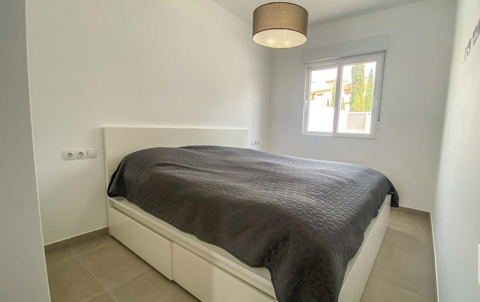 Modern townhouses with private pool 1 km from the sea, Los Alcázares