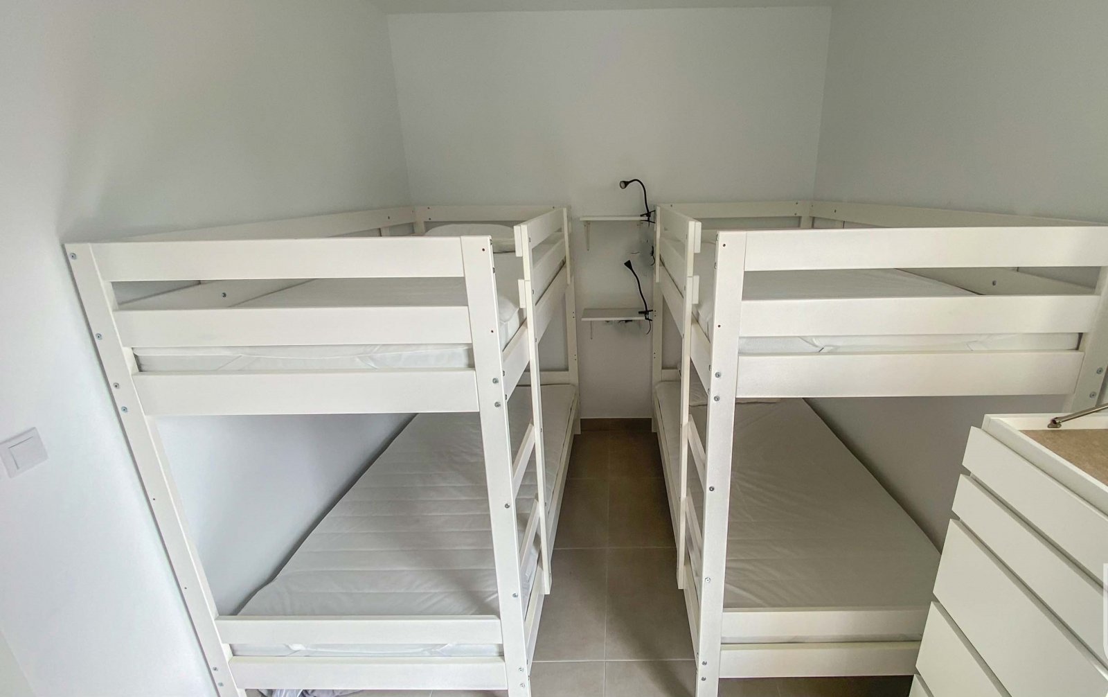 Modern townhouses with private pool 1 km from the sea, Los Alcázares