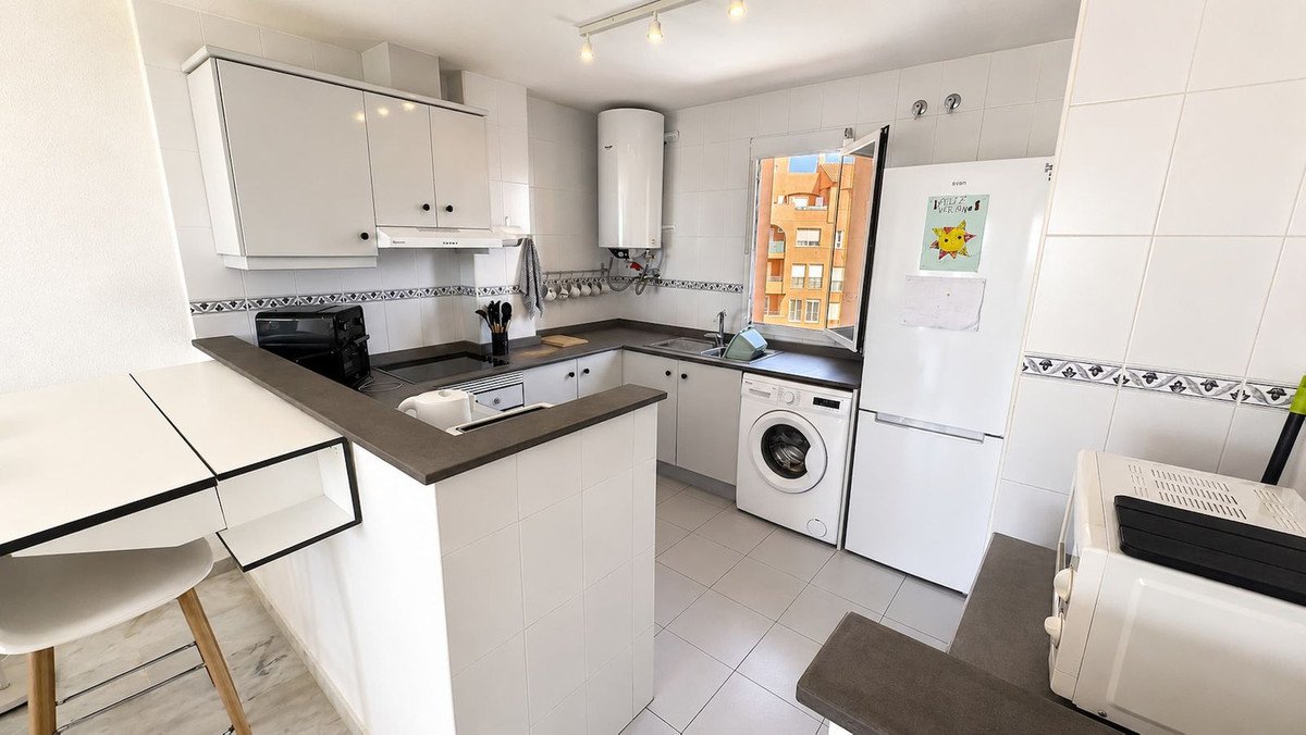 Penthouse mit 46 m² großer Terrasse und Panoramablick auf das Meer in der Nähe des Golfplatzes, Manilva, Spanien