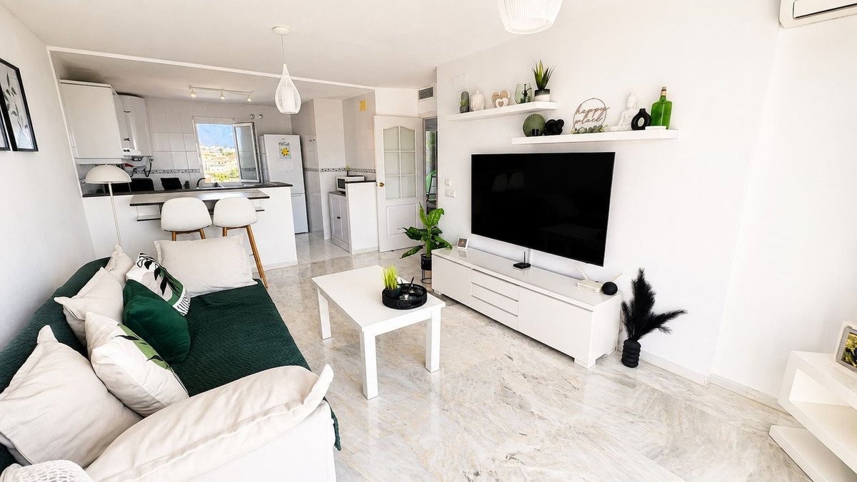 Penthouse mit 46 m² großer Terrasse und Panoramablick auf das Meer in der Nähe des Golfplatzes, Manilva, Spanien