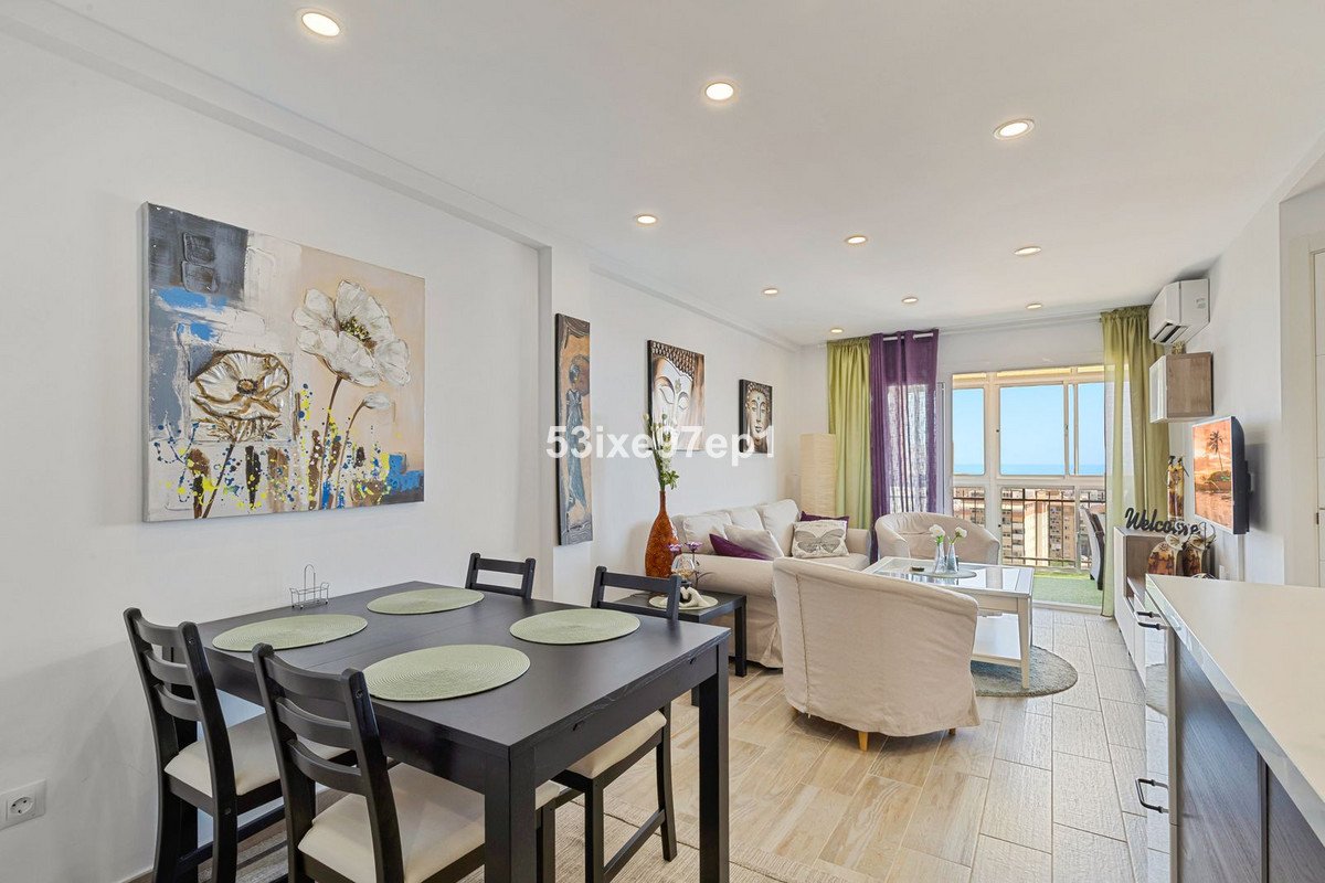 Completely renovated top floor apartment with sea views, Fuengirola, Spain