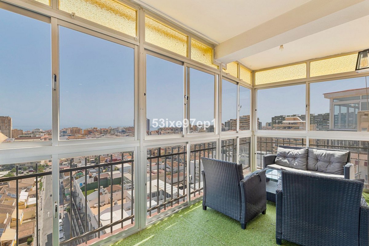 Completely renovated top floor apartment with sea views, Fuengirola, Spain