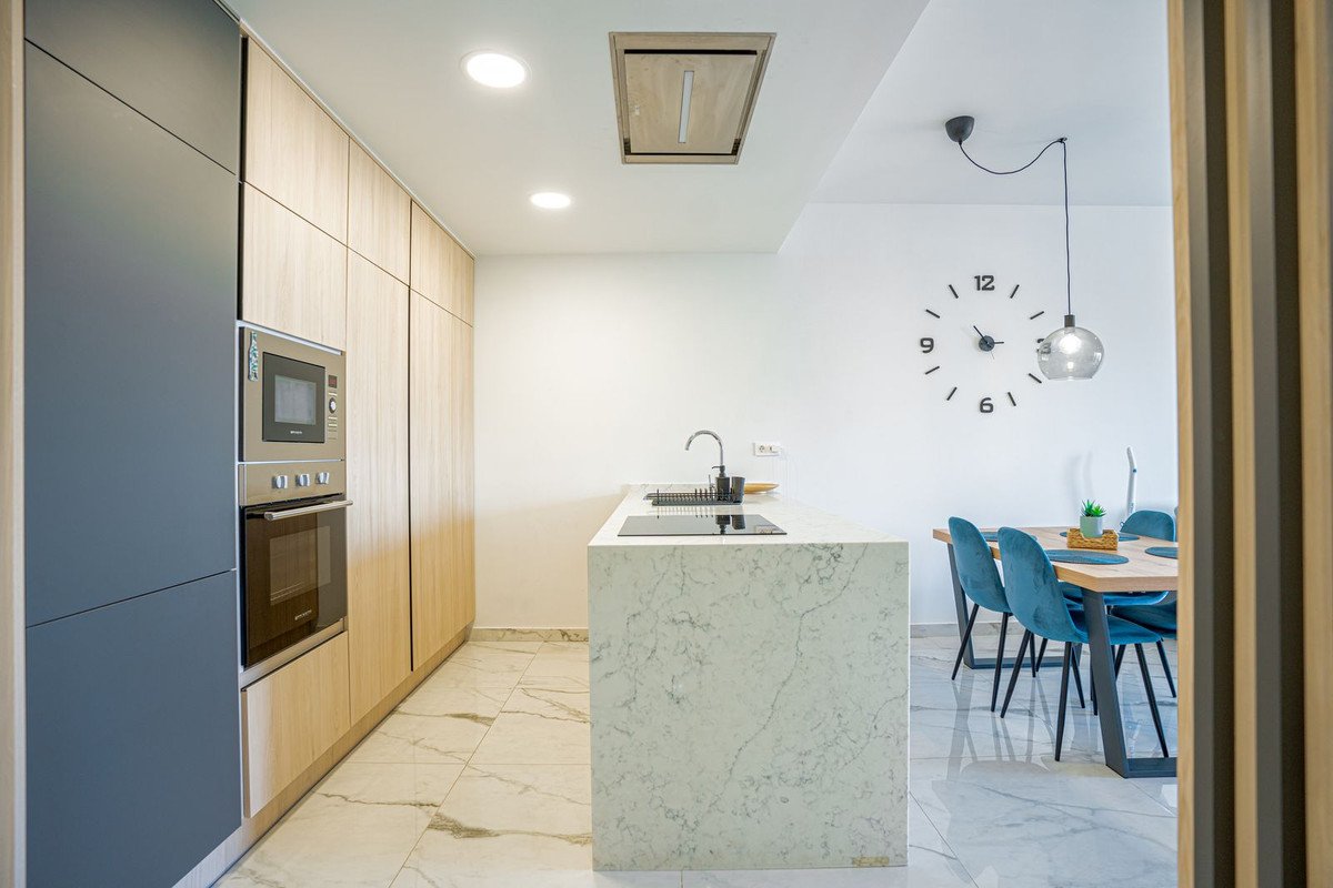 Modern apartment from 2023 with sea views, gym and garage, Orihuela Costa, Spain