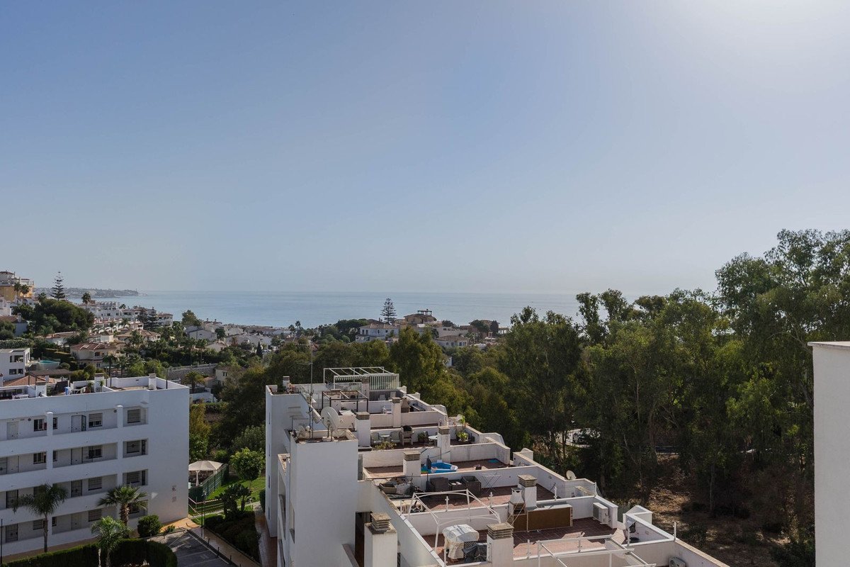 Penthouse mit Garage und Meer- und Bergblick, Mijas, Spanien