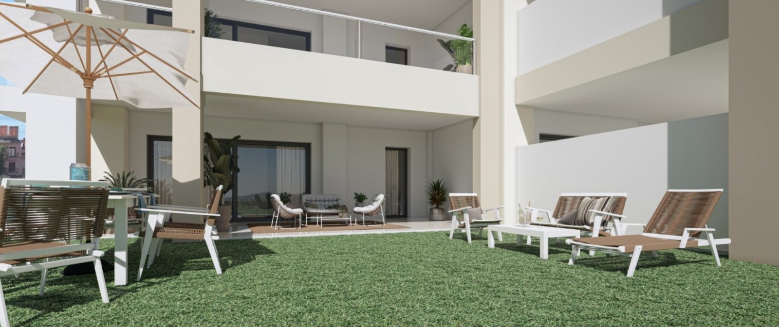 2-bedroom apartment with terrace in the quiet bay of Bahía de las Rocas, Manilva, Spain