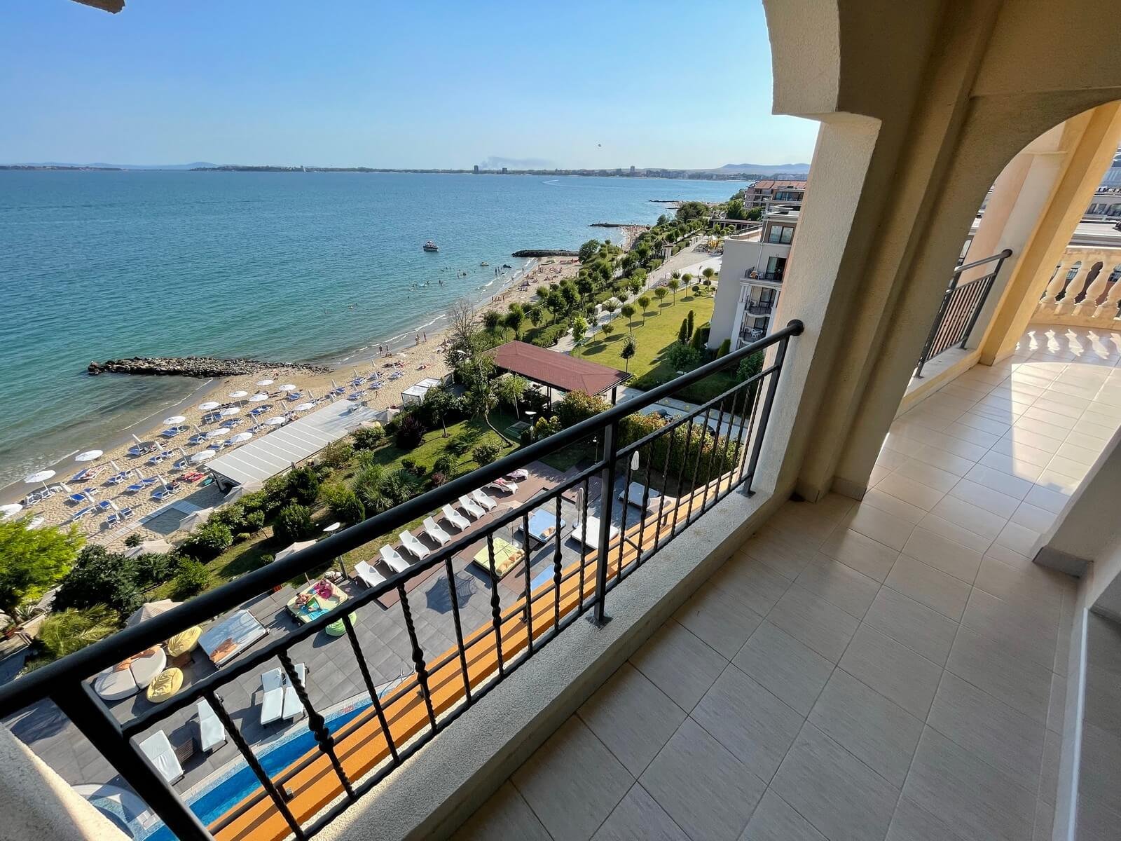 Three-Room Apartment in Sea Wind Grand Hotel in Sveti Vlas, Bulgaria