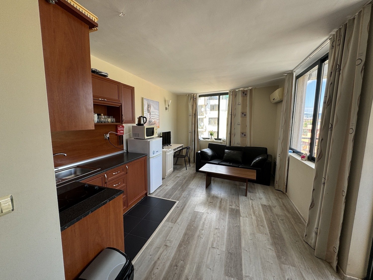 Beautiful three-room apartment in the 