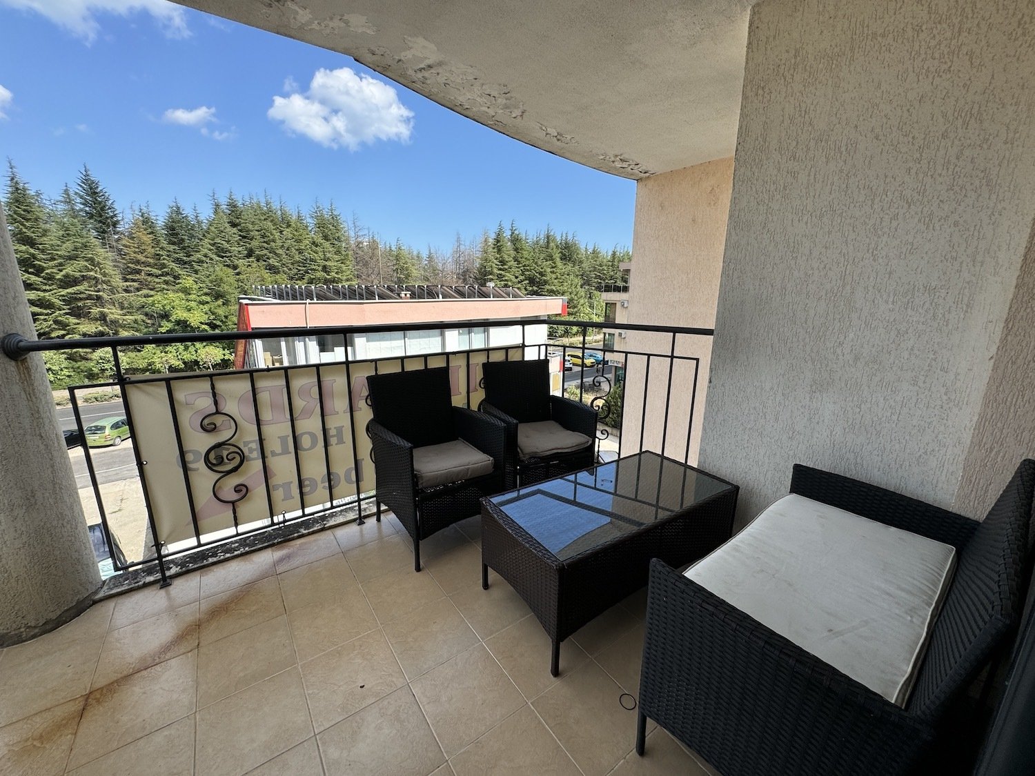 Beautiful three-room apartment in the 