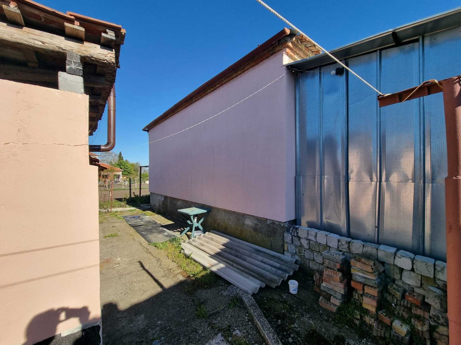 House with basement in the Vinarisko Region, Burgas, Bulgaria.