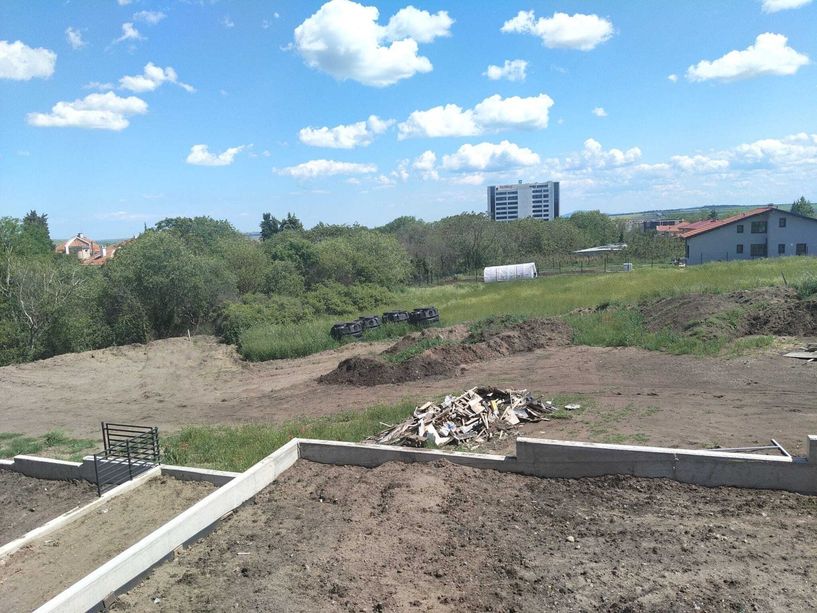 New construction of a 2-story house in the Vetren region of Burgas, Bulgaria.