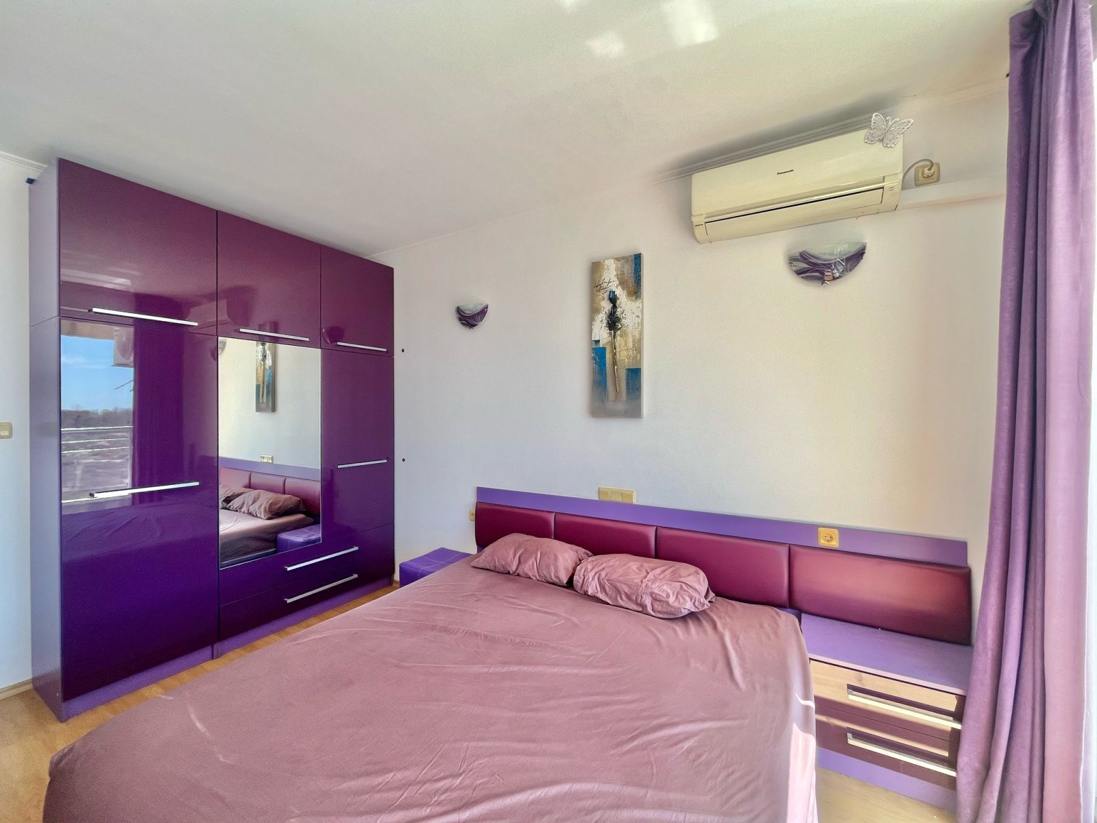 One-Bedroom Apartment with Sea View in the Kristal Complex, Nessebar