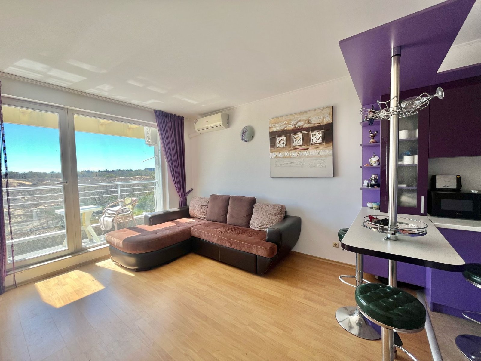 One-Bedroom Apartment with Sea View in the Kristal Complex, Nessebar