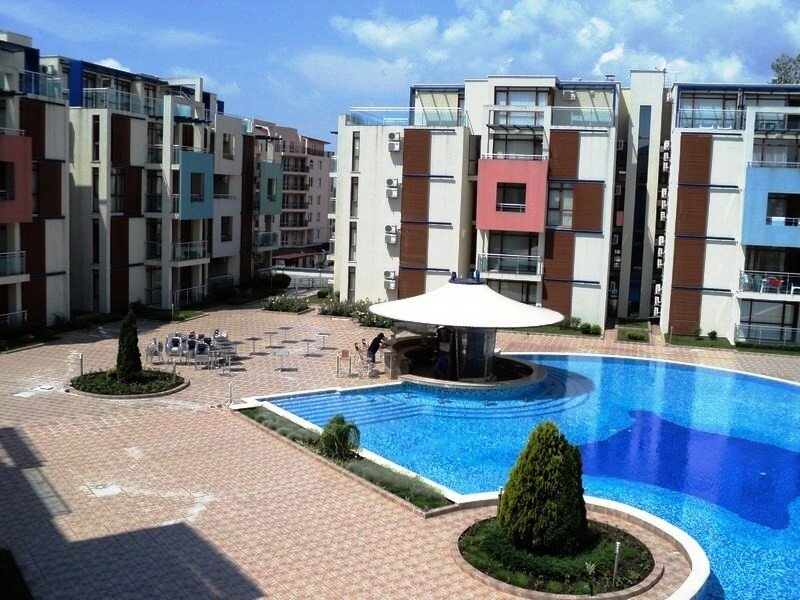 Modern 3-room apartment in Sunny Beach, Bulgaria – Complex Sun City 1, 2nd floor.