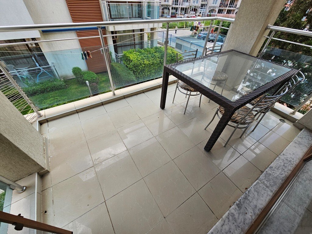 Modern 3-room apartment in Sunny Beach, Bulgaria – Complex Sun City 1, 2nd floor.