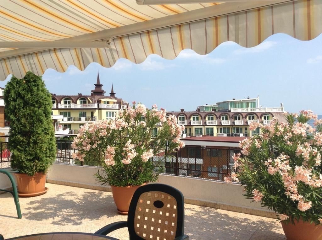 3-room apartment with sea view in Mesembria Fort, Elenite, Bulgaria.