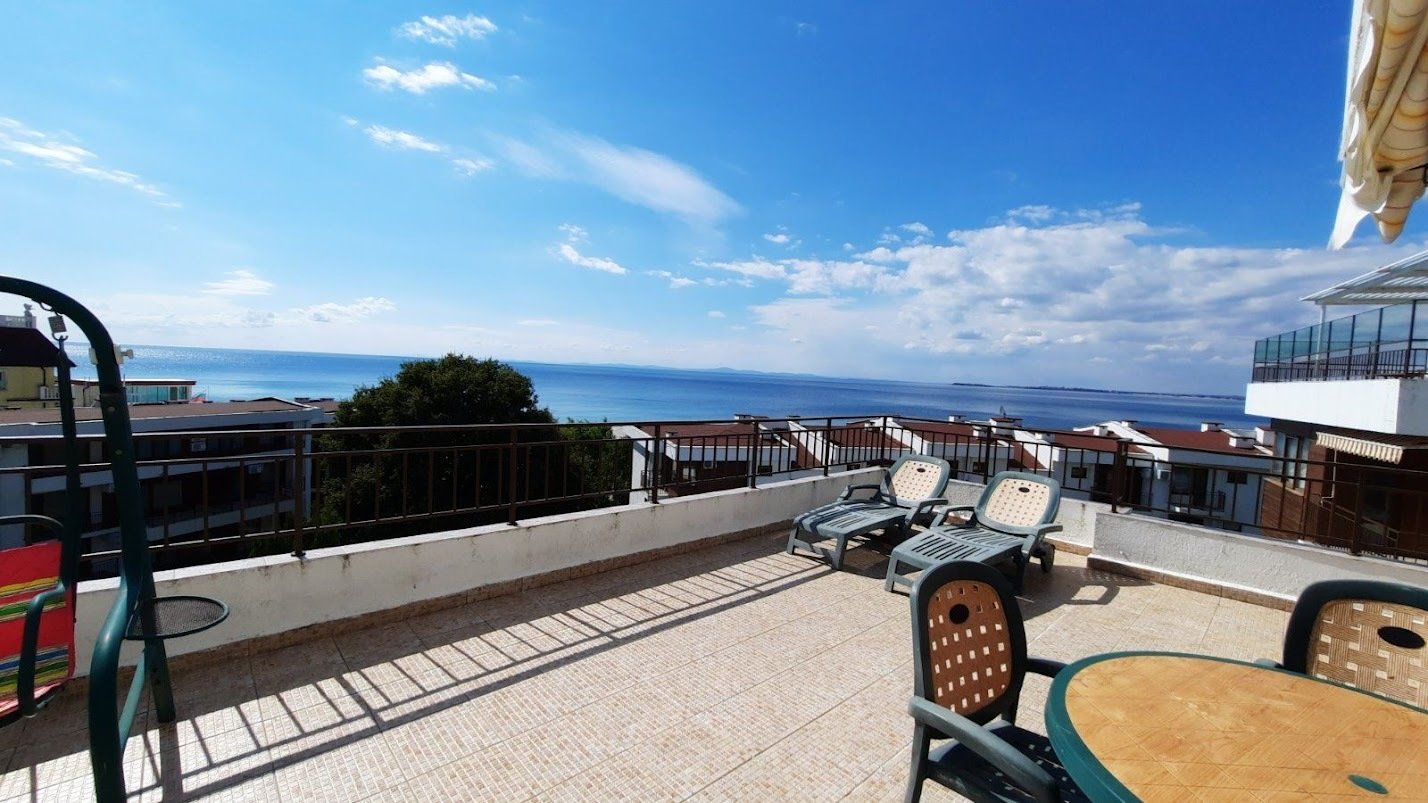 3-room apartment with sea view in Mesembria Fort, Elenite, Bulgaria.