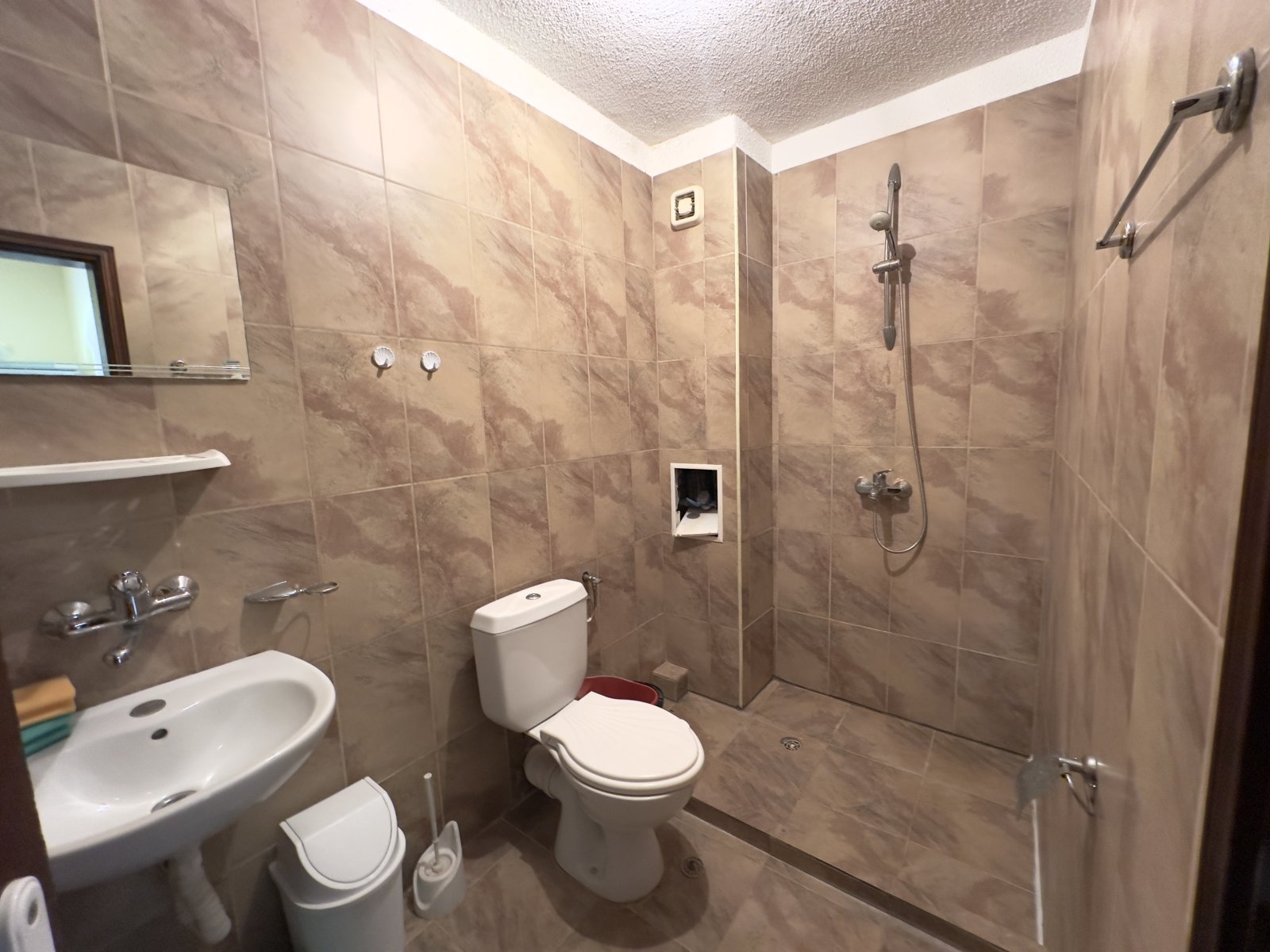 Large 4-room apartment at Sunny Beach – without annual service fee!