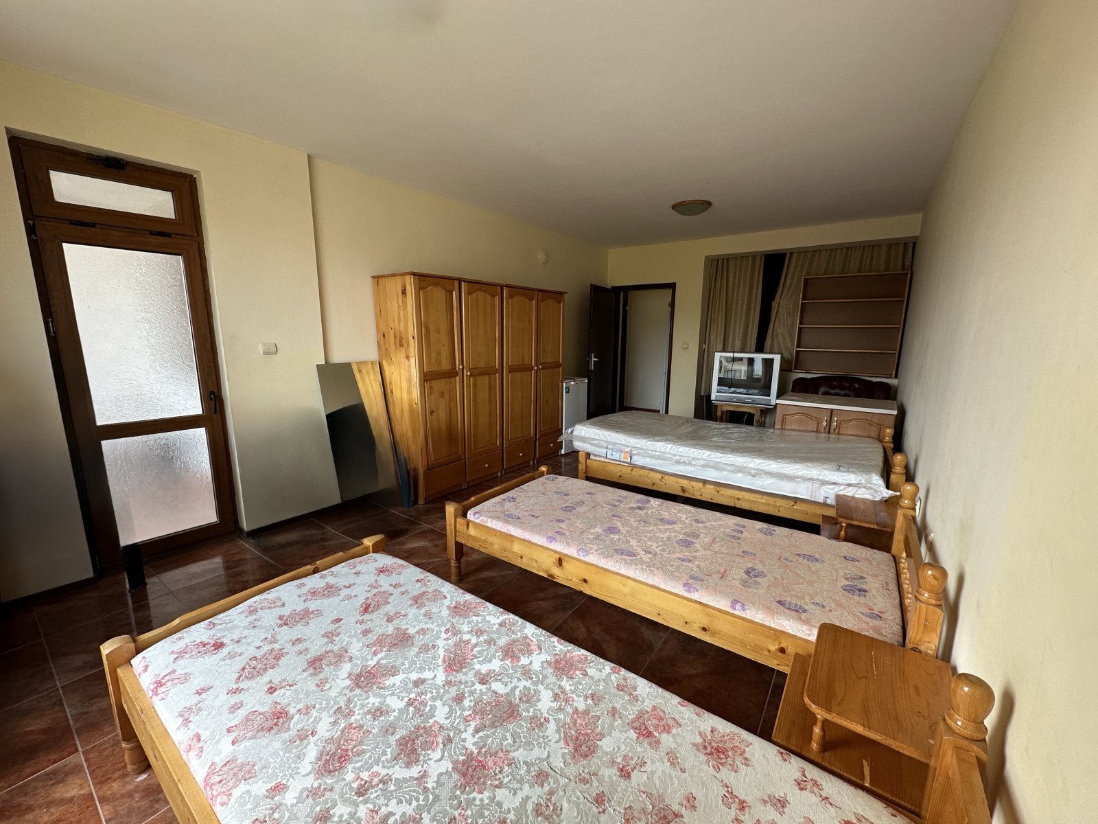 Large 4-room apartment at Sunny Beach – without annual service fee!