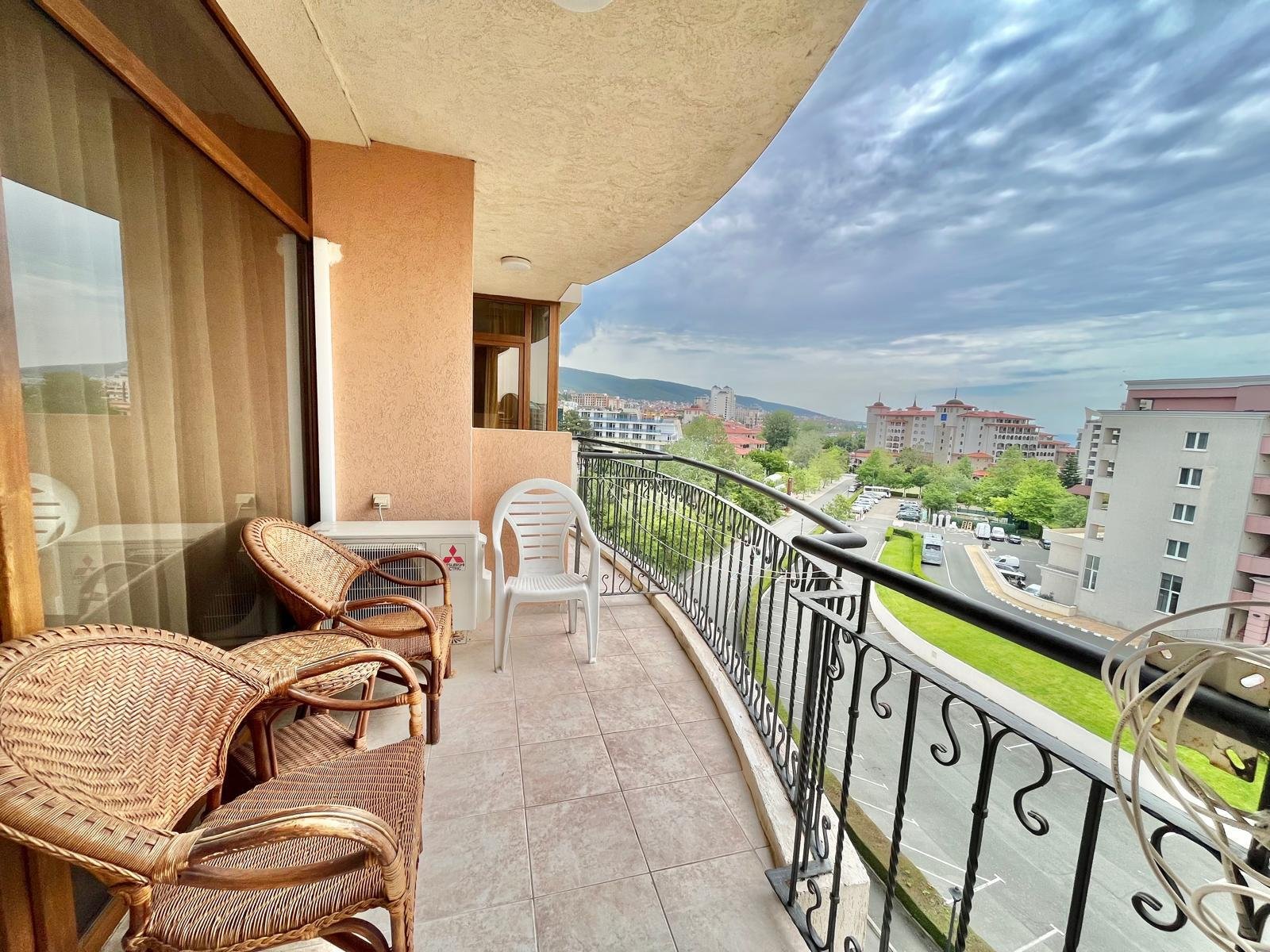 Modern 2-room apartment in the 