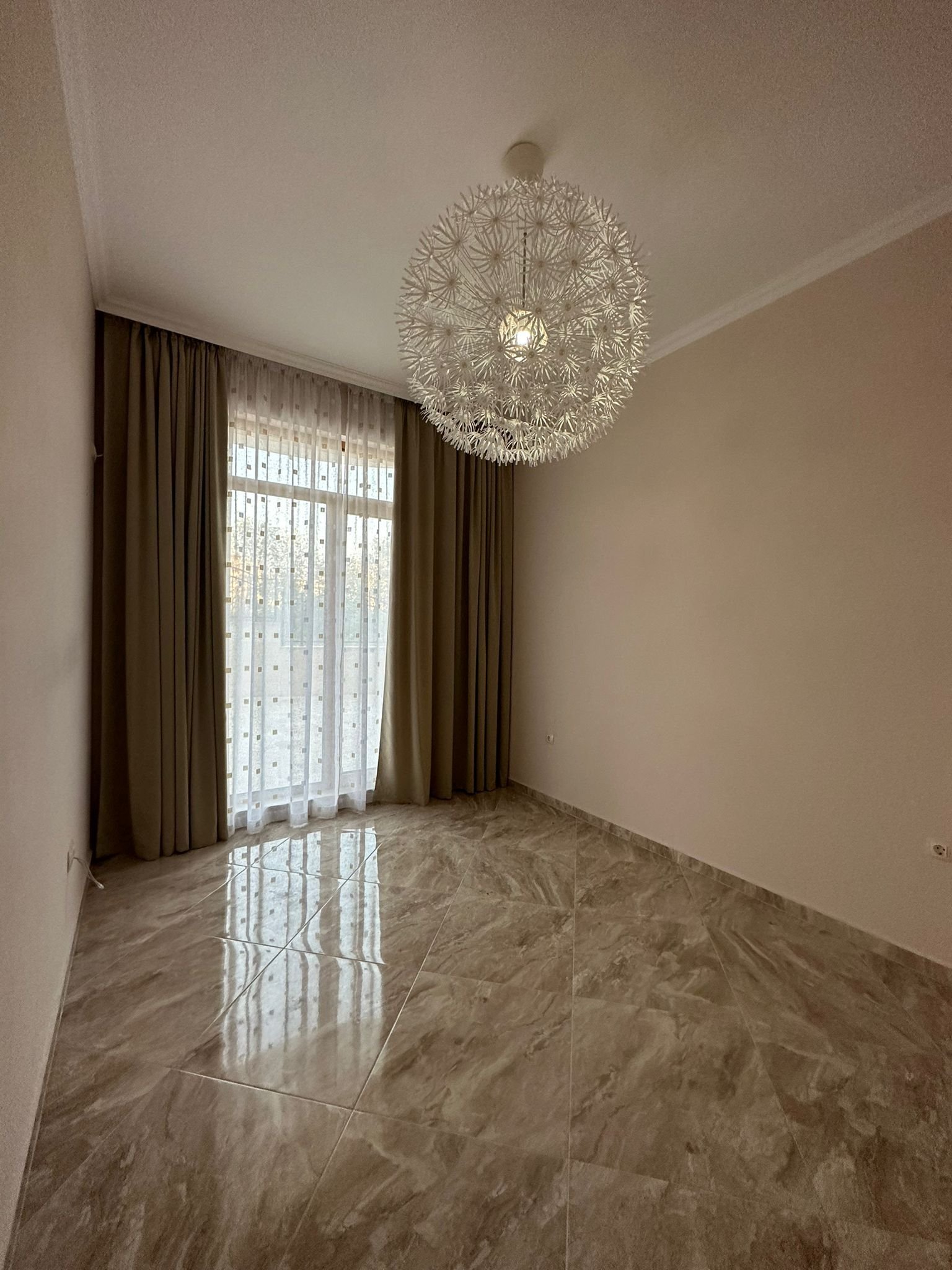 Villa Florenz – Charming 2-room apartment with pool and mountain view in Sveti Vlas