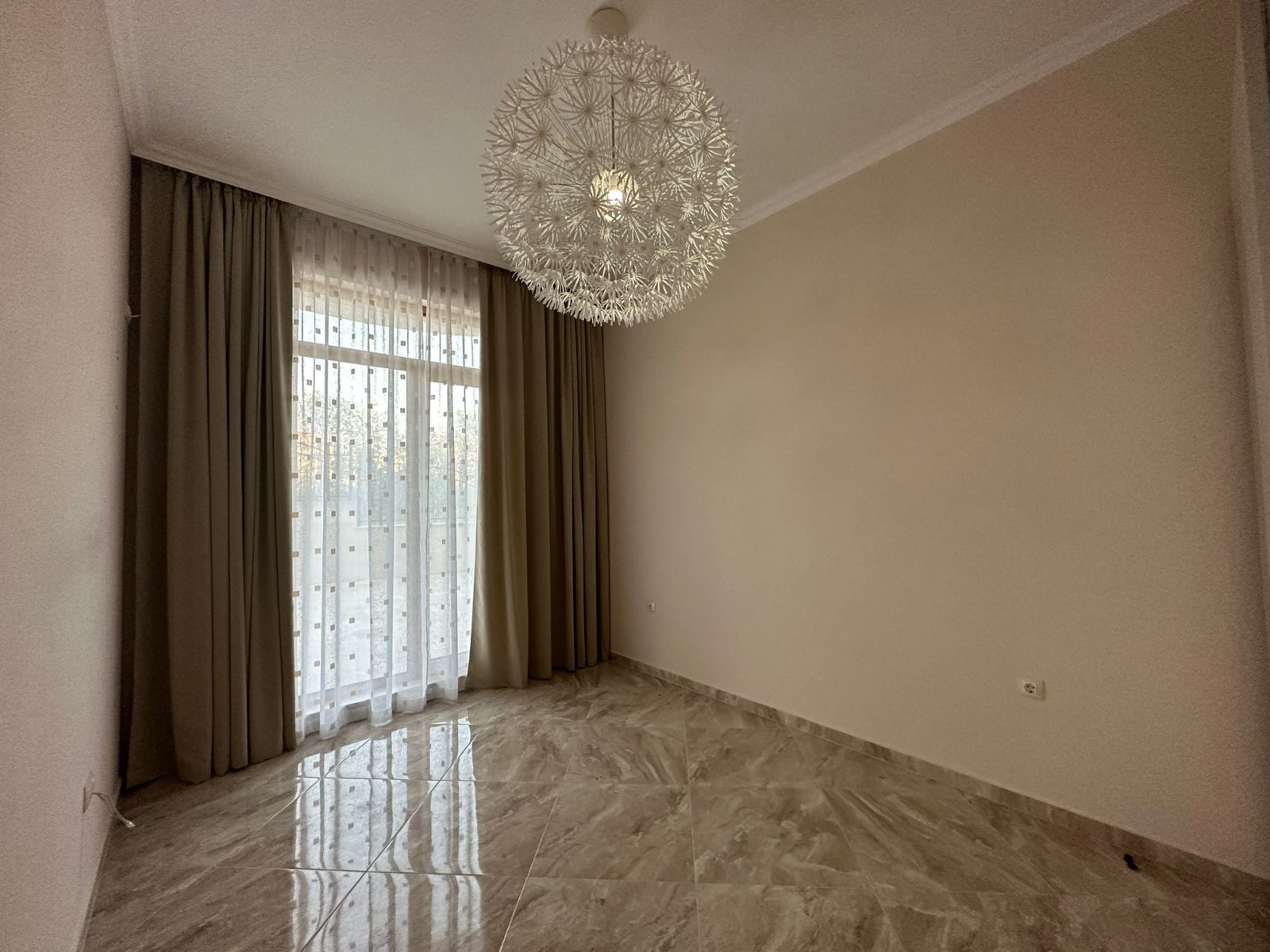 Villa Florenz – Charming 2-room apartment with pool and mountain view in Sveti Vlas