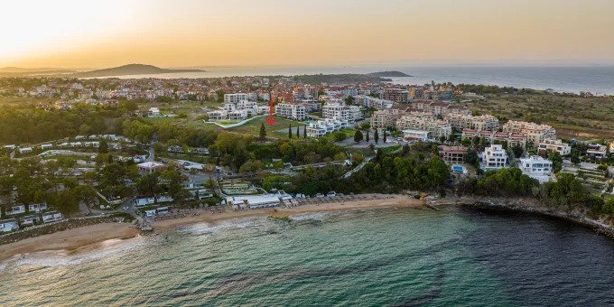 Luxury house in Sunny Island Residence