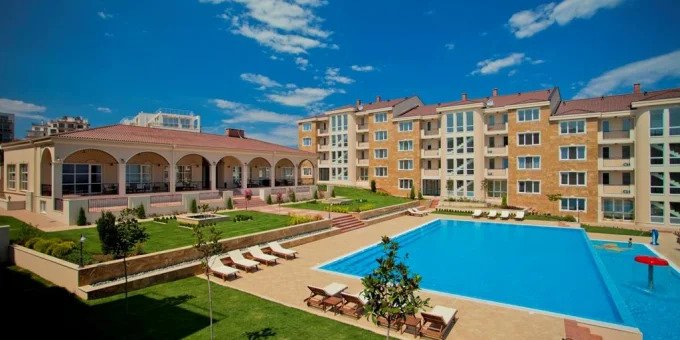 Elegant panorama maisonette in the Atia Resort complex, Chernomorets.