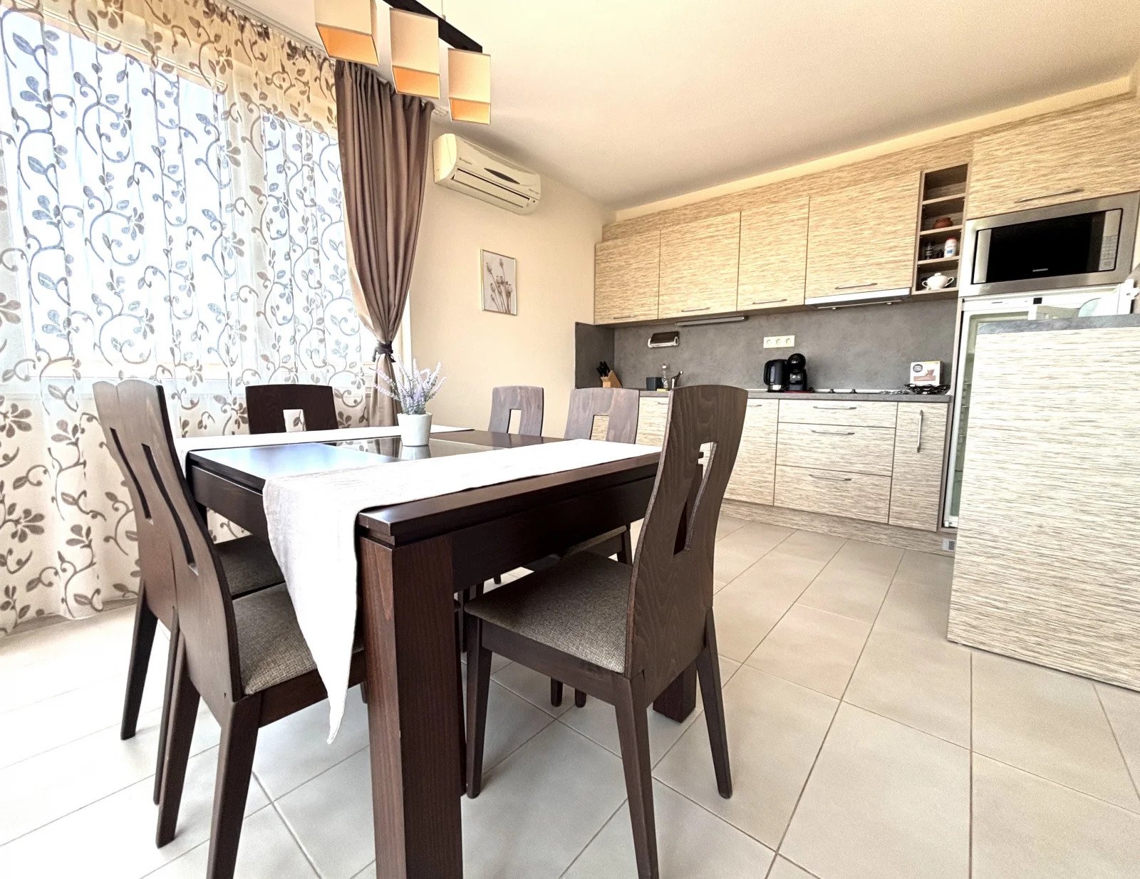 Elegant panorama maisonette in the Atia Resort complex, Chernomorets.