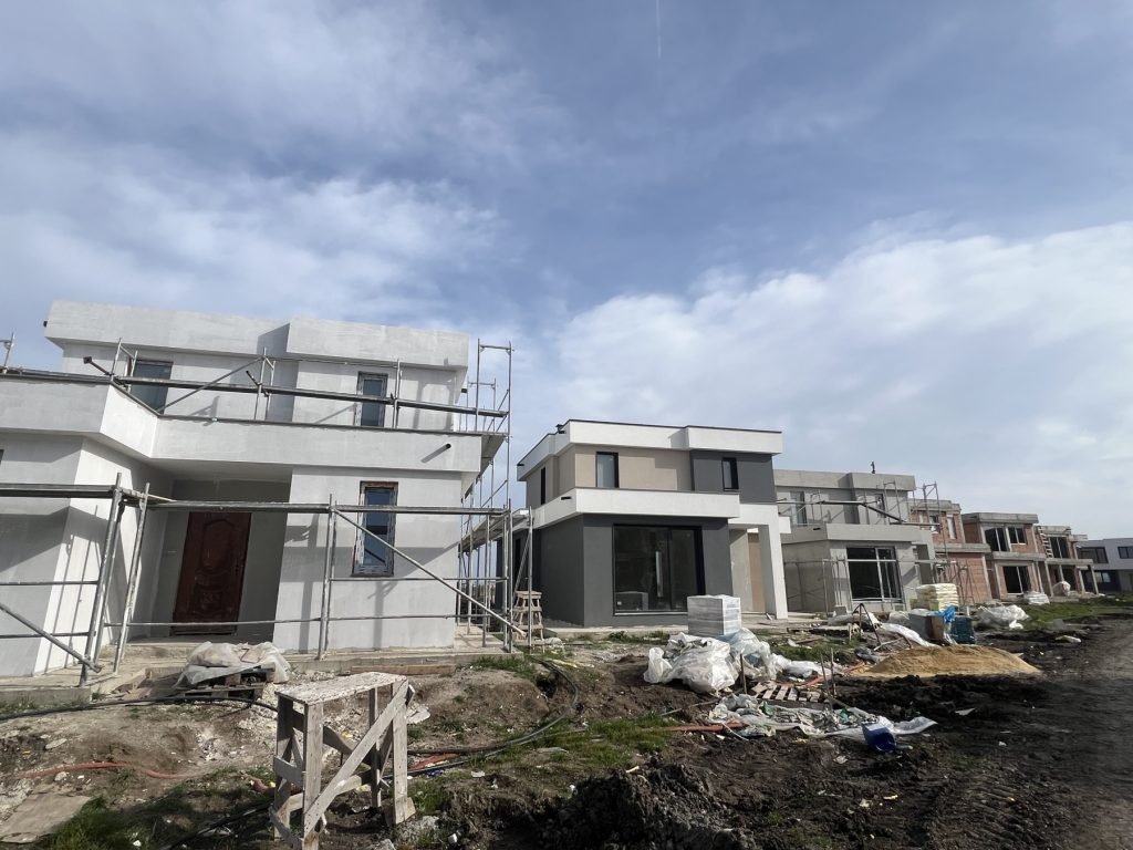 Luxury house in the Victoria Paradise complex - a dream amidst beautiful vineyards with a wide sea view.