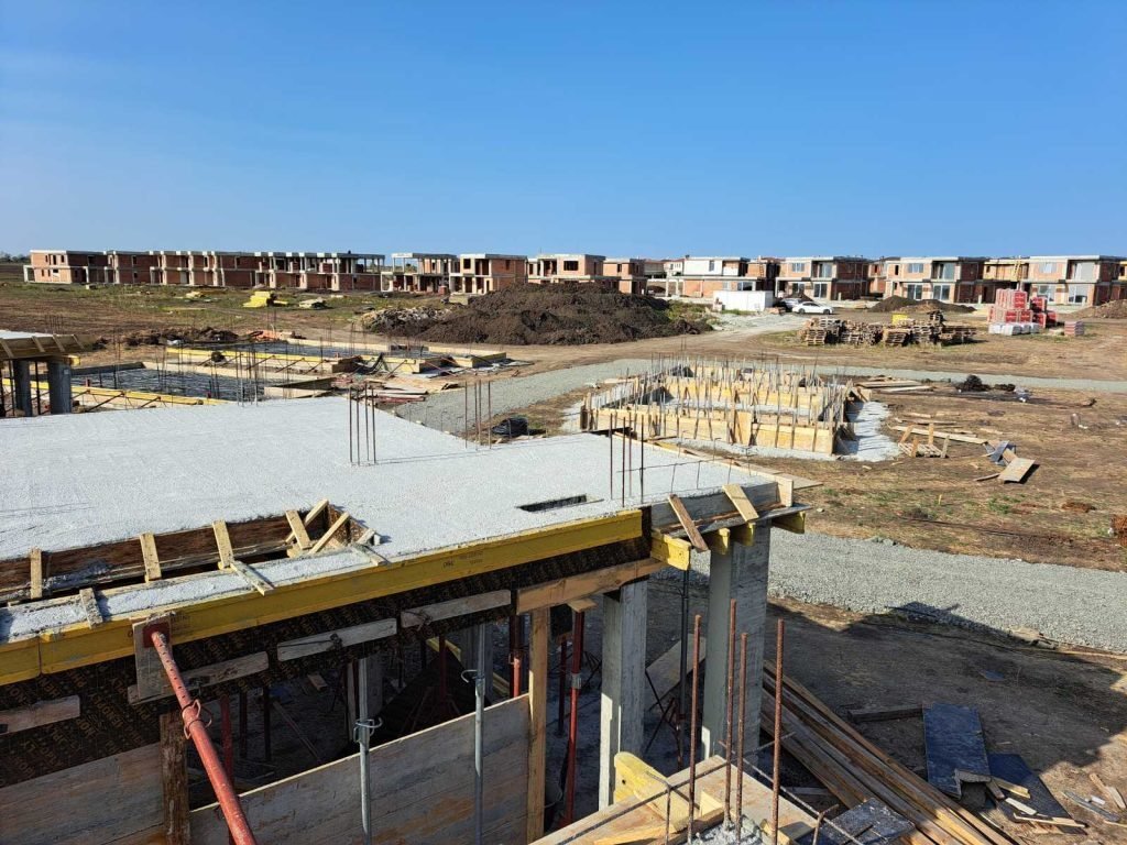 Luxury house in the Victoria Paradise complex - a dream amidst beautiful vineyards with a wide sea view.