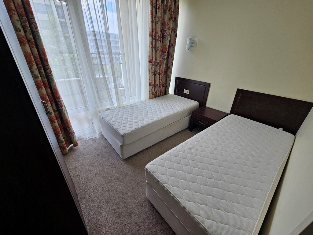 3-room apartment in Sunset Resort, Pomorie, Bulgaria