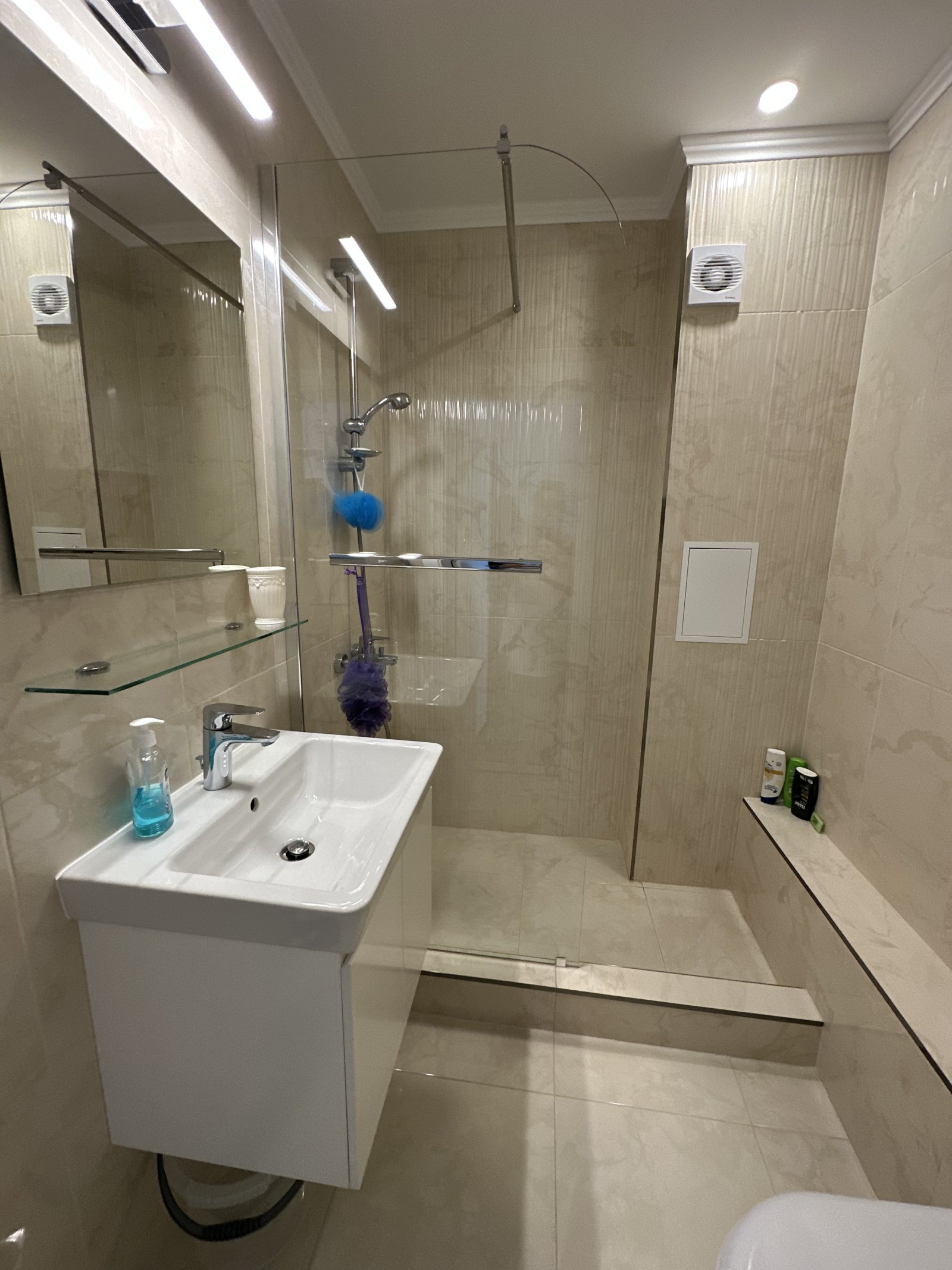 Furnished studio apartment with mountain views in Sveti Vlas, Bulgaria