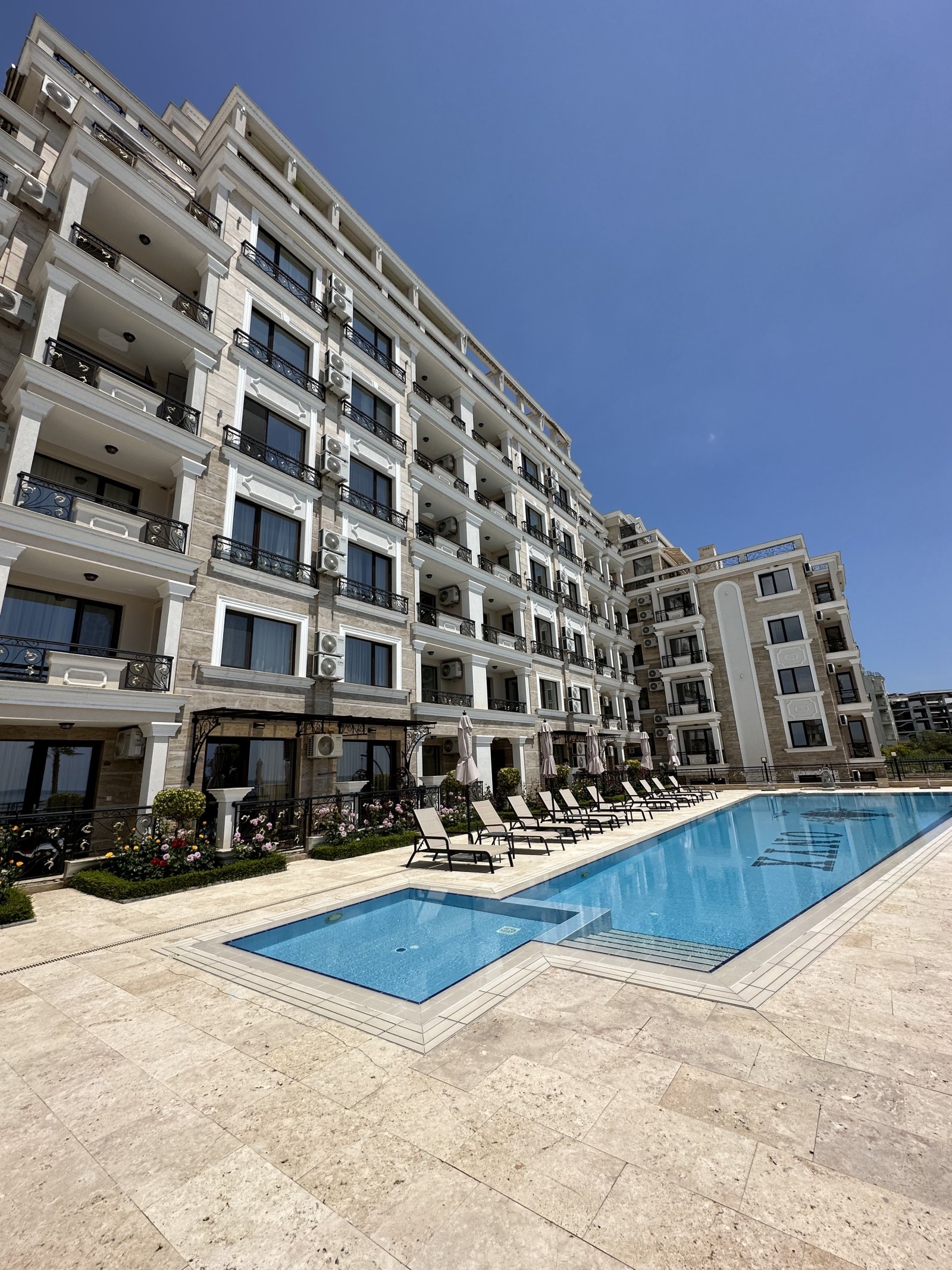 Furnished studio apartment with mountain views in Sveti Vlas, Bulgaria