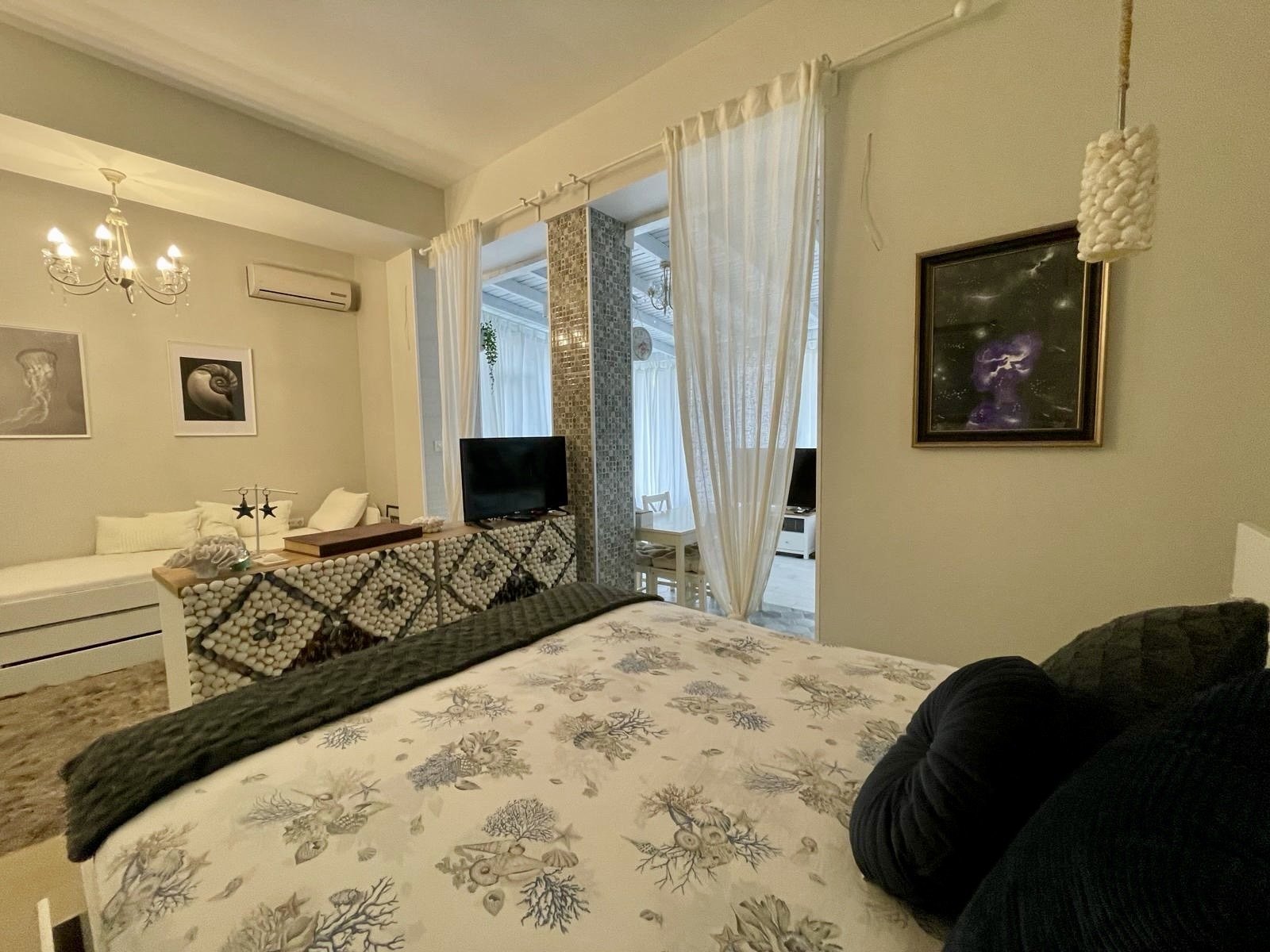 Four-room apartment in the Sun Gate complex at Sunny Beach