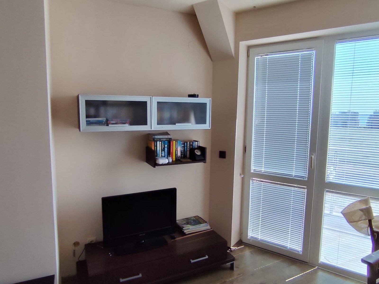 Ravda Bulgaria 2-room apartment with sea view