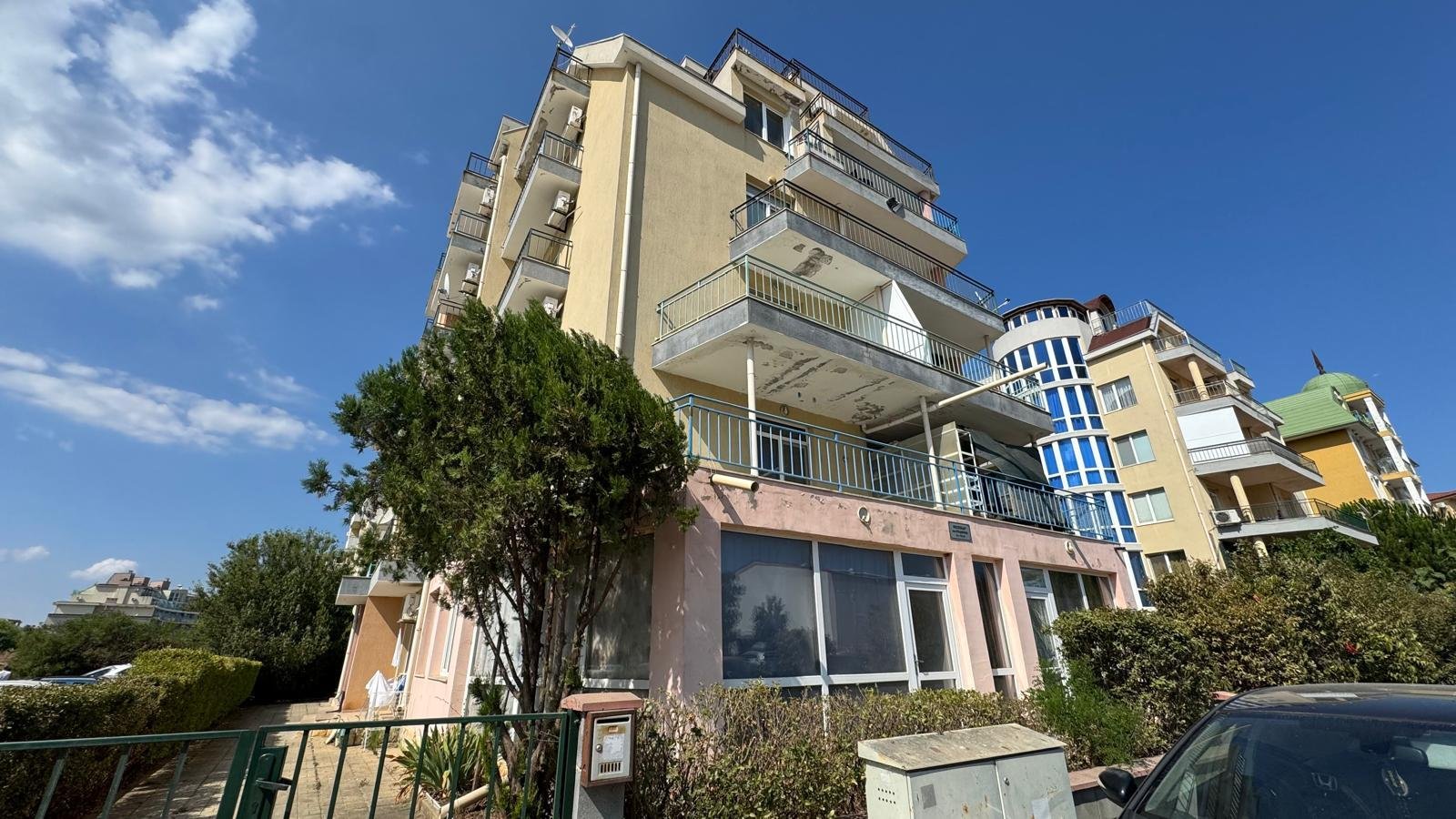 Sunny Beach Bulgaria 2-room apartment without maintenance fee