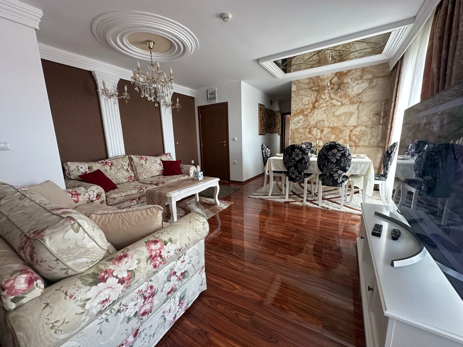 Three-room apartment in the Sweet Home 2 complex in Sunny Beach