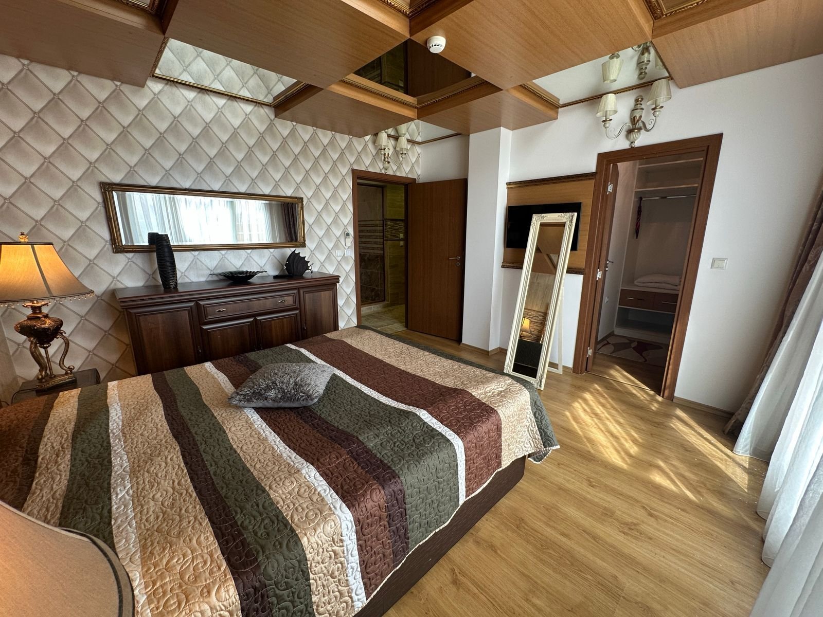 Three-room apartment in the Sweet Home 2 complex in Sunny Beach