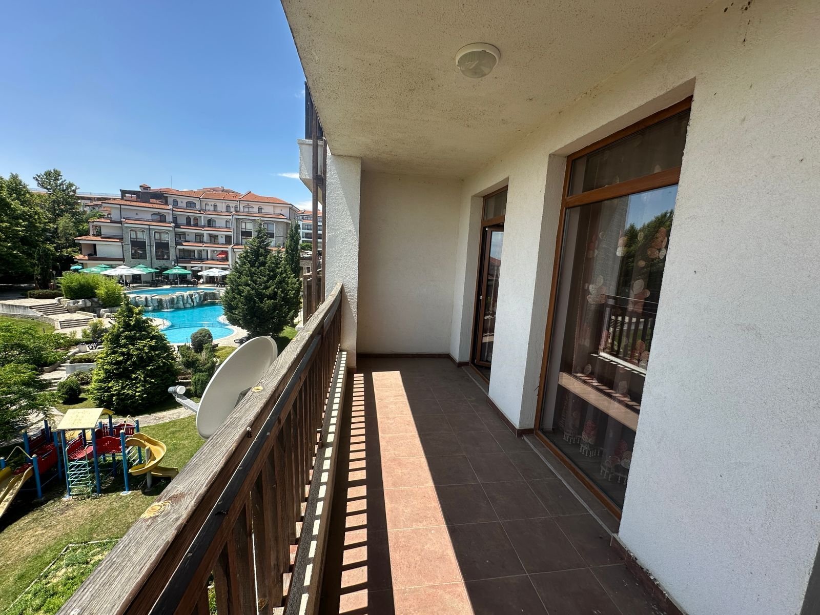 Three-room apartment in the Vineyards complex in Aheloy