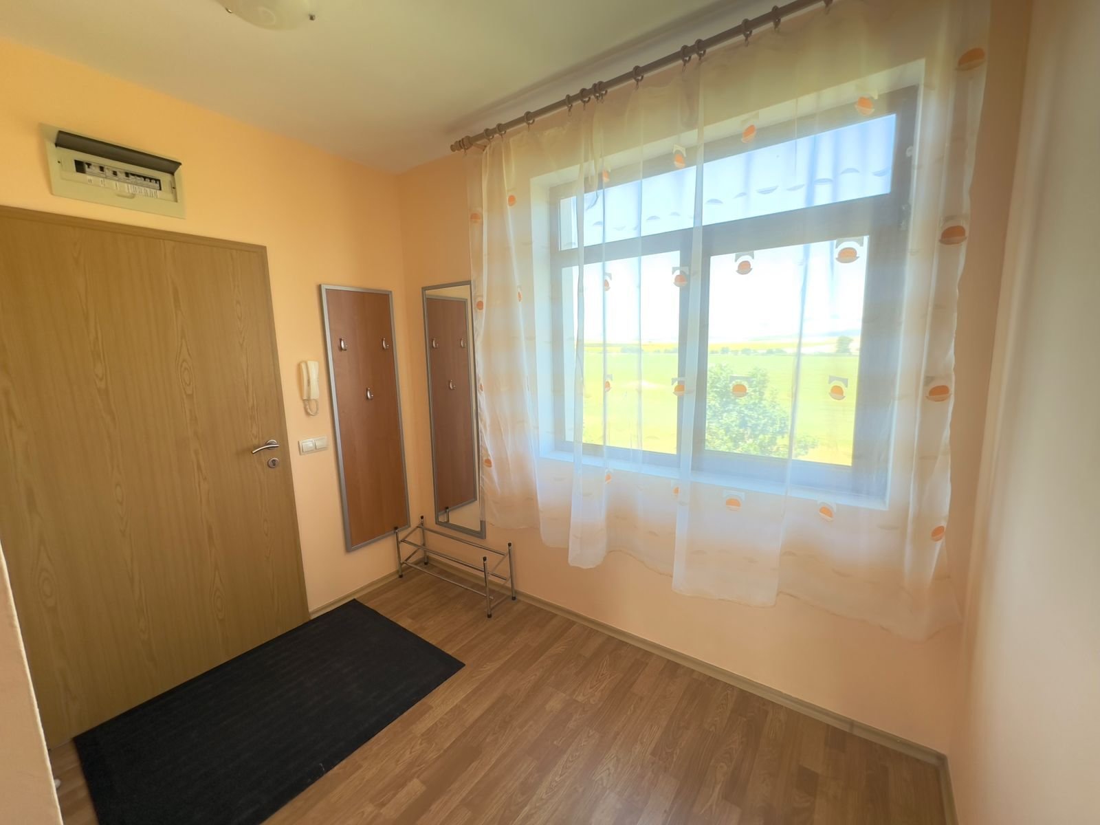 Three-room apartment in the Vineyards complex in Aheloy